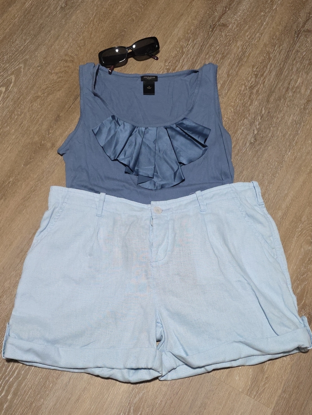 Island Company Linen Light Blue Tabbed Cuff Dress Shorts